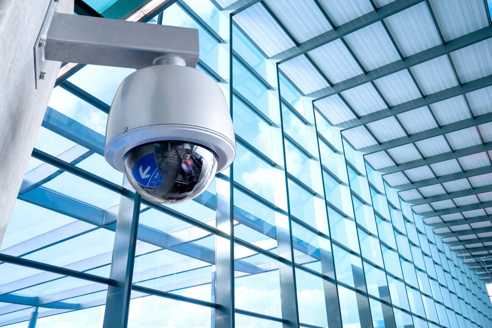 What are the types of video surveillance?